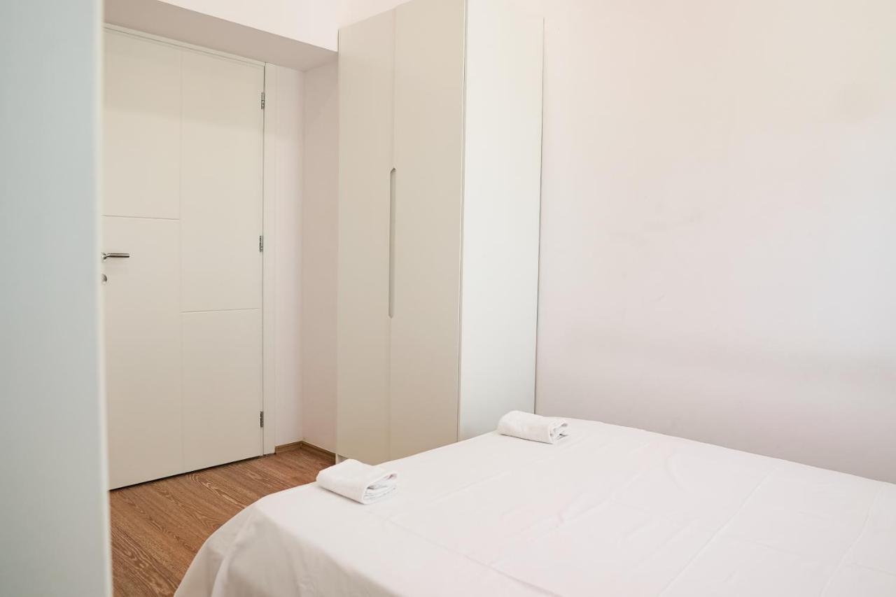 Mega Hotel Gjirokastra Kültér fotó